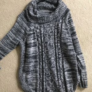 Jason Maxwell sweater